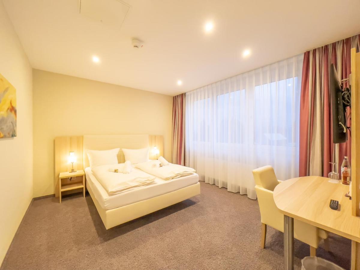 Hotel Siebenschlaefer Am Wasserturm Alsdorf Εξωτερικό φωτογραφία